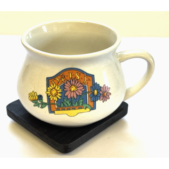 Vintage GrandmaCore Ceramic Soup Mug with Retro DAISY print Double sided 12 oz. - Picture 1 of 6